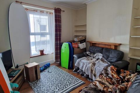 undefined, 10 Clifton Place