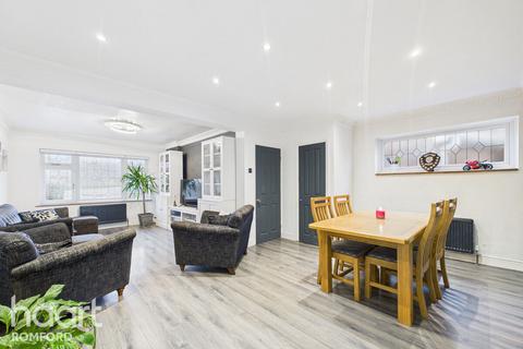 undefined, Carter Drive, Romford, RM5 2TT