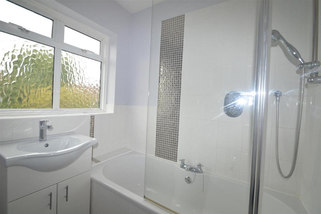Family bathroom