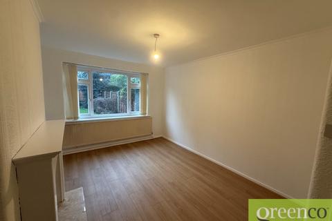 3 bedroom detached house to rent, Merlin Drive, Salford M27