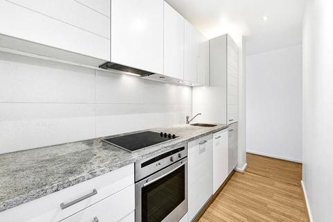 2 bedroom apartment to rent, Seacon Tower, 5 Hutchings Street, E14