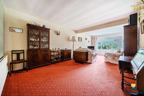 undefined, Halfpenny Close, Guildford GU4
