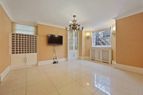 undefined, Regents Park NW1