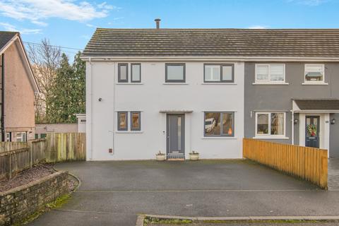 Ladyhill Close, Usk