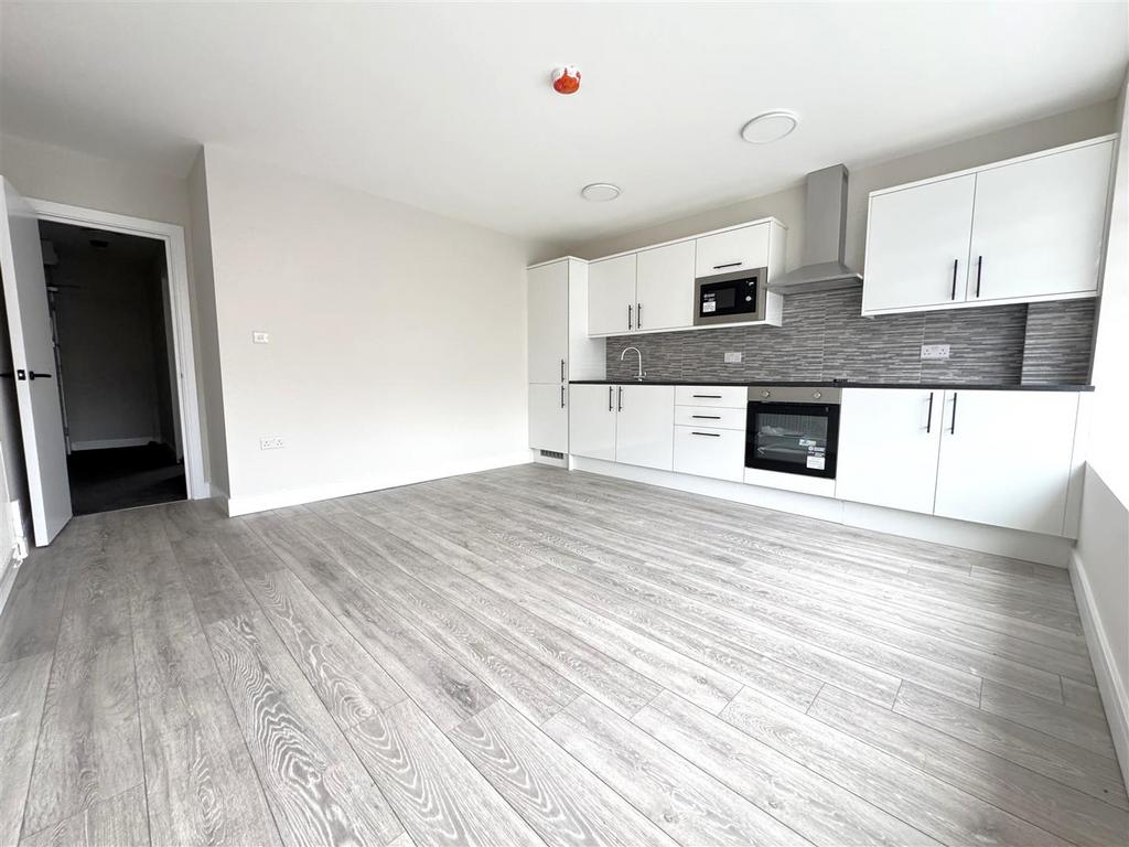 Open Plan Kitchen/Reception