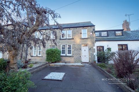 3 bedroom terraced house to rent, Front Street, Whitburn, Sunderland