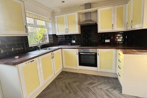 3 bedroom terraced house to rent, Devon Road, Hebburn, Gateshead, NE31