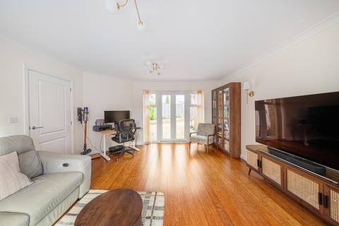 undefined, Greenhithe, Kent DA9