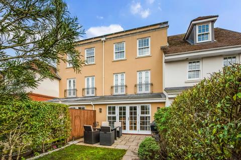 3 bedroom house for sale, White Hart Cottages, College Street, Petersfield, Hampshire