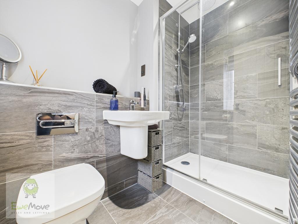 Ensuite Shower Room