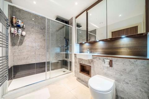 undefined, Ealing Road, Brentford TW8