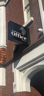 Office to rent, 16-17 College Pl Southampton SO15 2FE