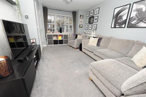 3 bedroom semi-detached house for sale, Hutton Hall Drive, Eccleshill BD2
