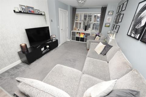3 bedroom semi-detached house for sale, Hutton Hall Drive, Eccleshill BD2
