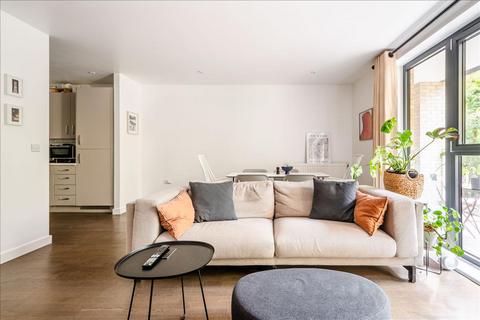 1 bedroom apartment to rent, Cicely Williams Court, Gibbs Lane, Haggerston, E2