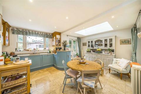 5 bedroom house for sale, Cleveland Road, London SW13