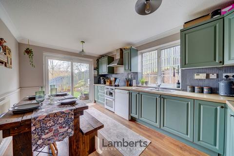 undefined, Paddock Lane, Oakenshaw, B98