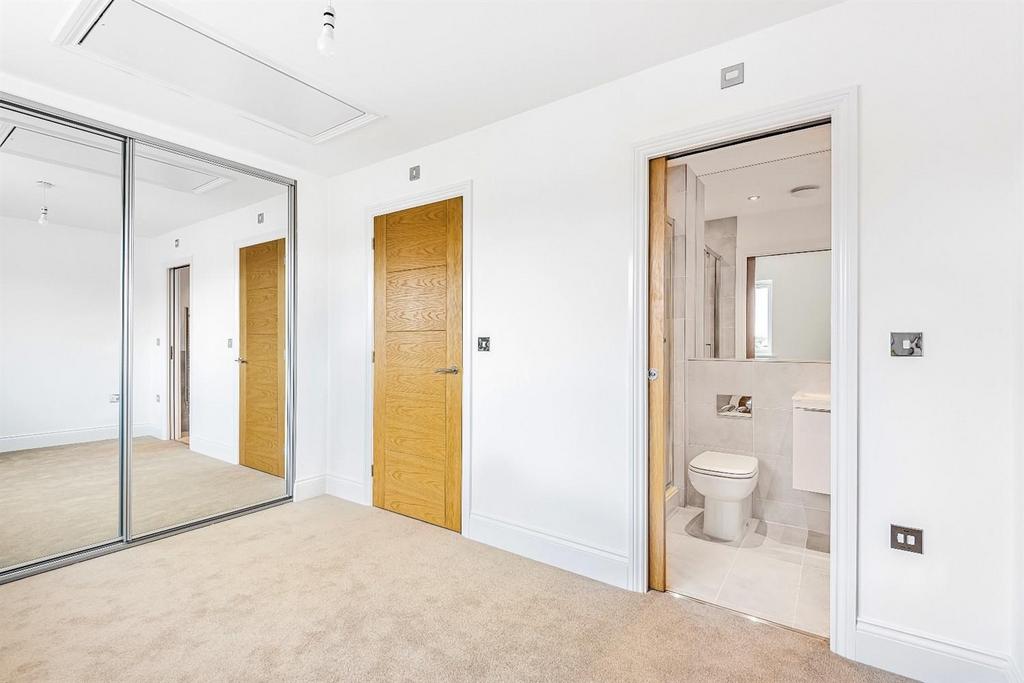 10 Lansdowne View B1.jpg