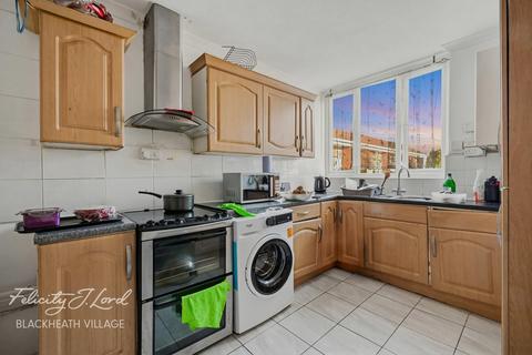 4 bedroom terraced house for sale, Charlesfield, London