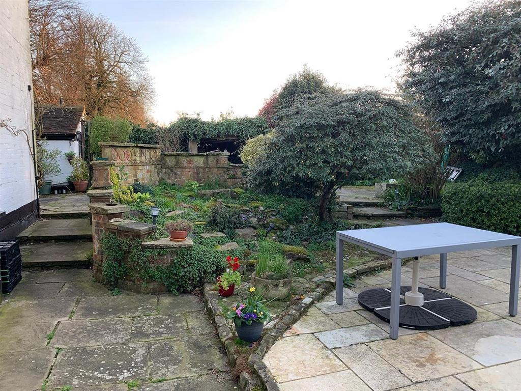 Walled Garden.jpg
