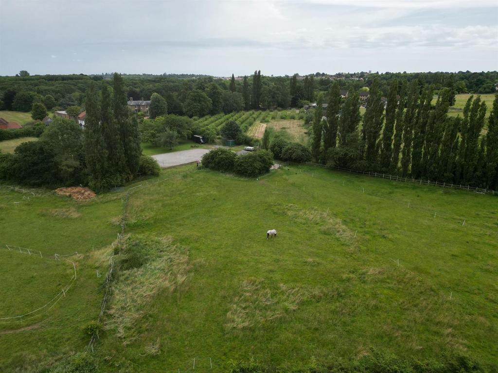 Aeriel View Paddocks.jpg
