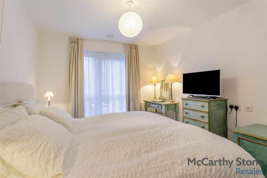 8676278-interior13.jpg