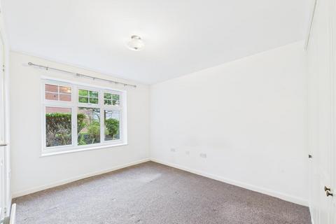 3 bedroom apartment for sale, Haswell Gardens, North Shields