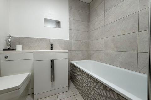 1 bedroom flat to rent, Cherry Blossom Close, Palmers Green, N13