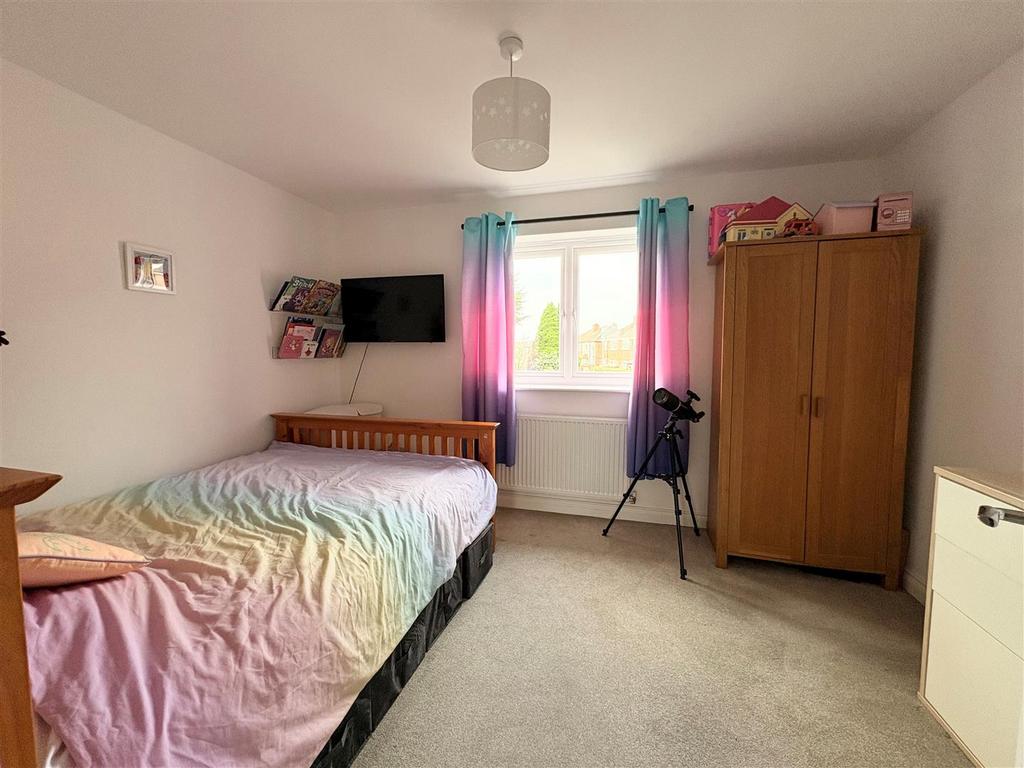 Bedroom 2.jpg