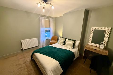undefined, Ipswich IP4