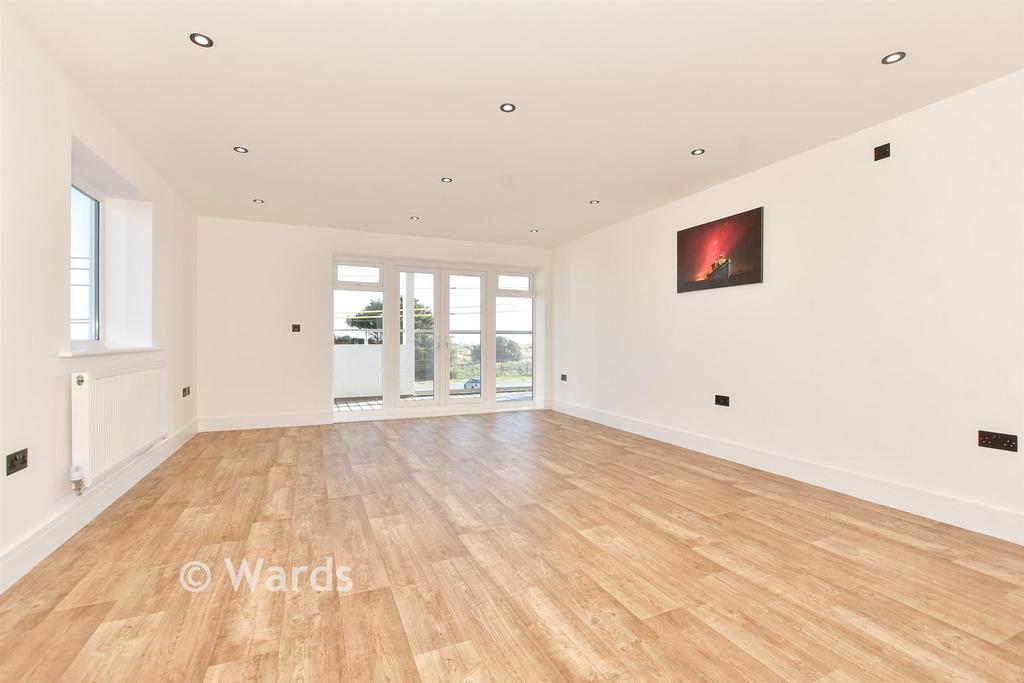 Lounge/Kitchen