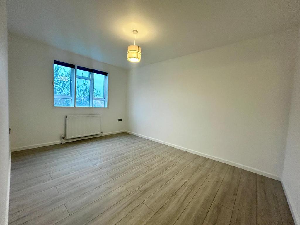 1 bed flat to rent Fircroft, London N1