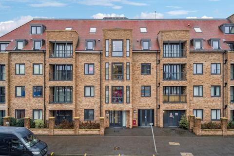 2 bedroom apartment for sale, St. Albans Road, Sloane Court, WD24
