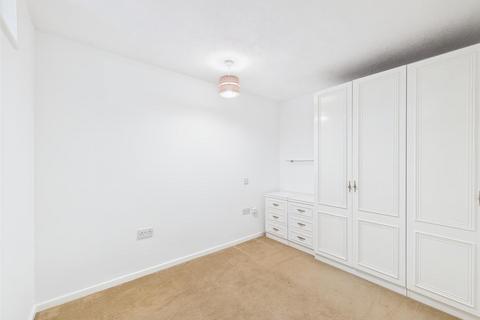 1 bedroom flat for sale, Long Meadow, Aylesbury HP21