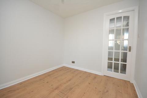 undefined, Montrose Road, Polmont, FK2