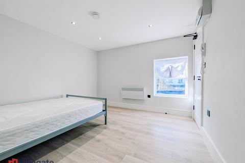 undefined, Manor Lane, Sutton SM1