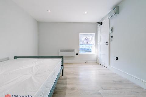 undefined, Manor Lane, Sutton SM1