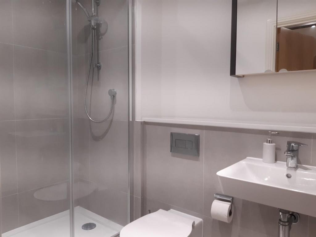 En suite bathroom