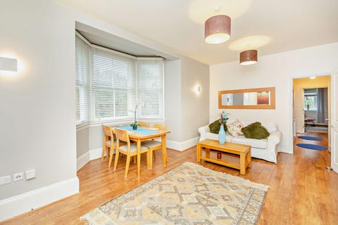 2 bedroom flat for sale, Garth Court, Bicester OX26