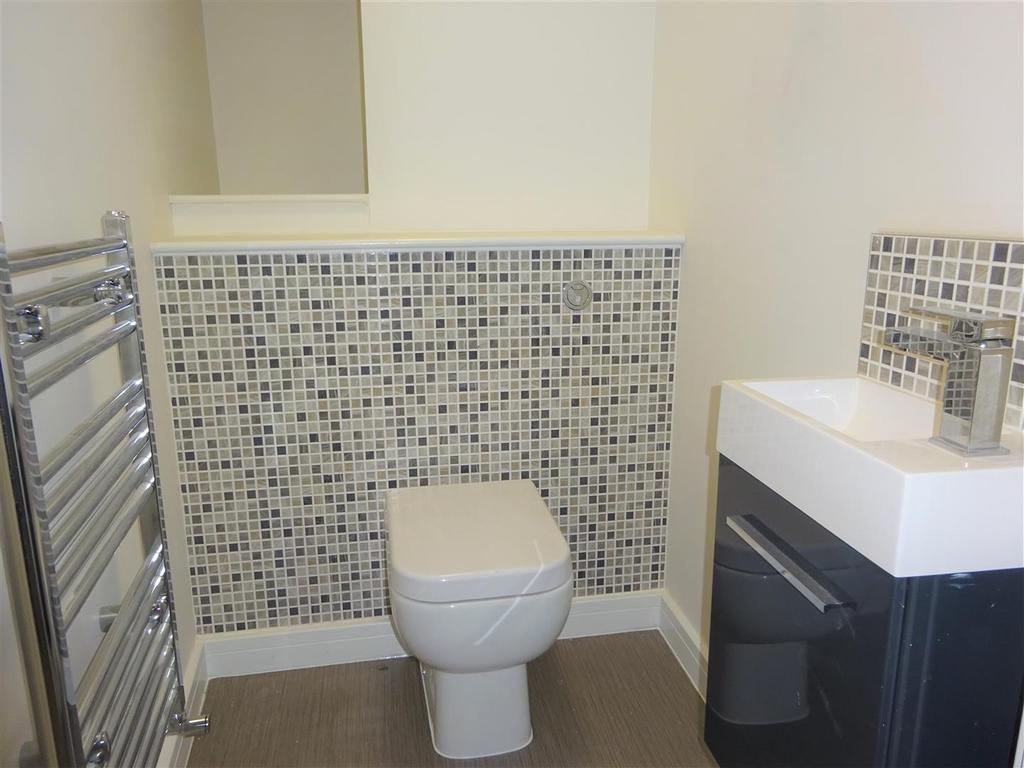 Guest Bathroom.jpg