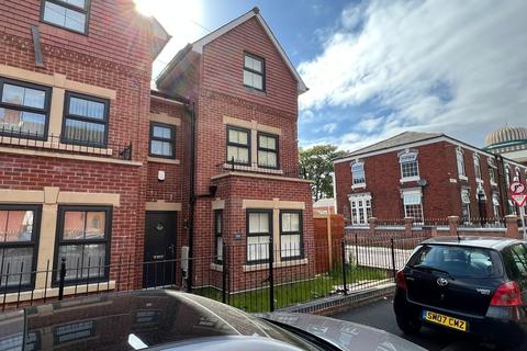 undefined, Richmond Street, Ashton-under-Lyne, Lancashire, OL6