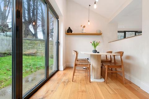 3 bedroom semi-detached house for sale, Horsforth, Leeds LS18