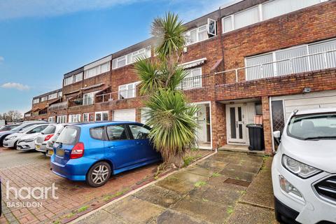 undefined, Gun Hill Place, Basildon