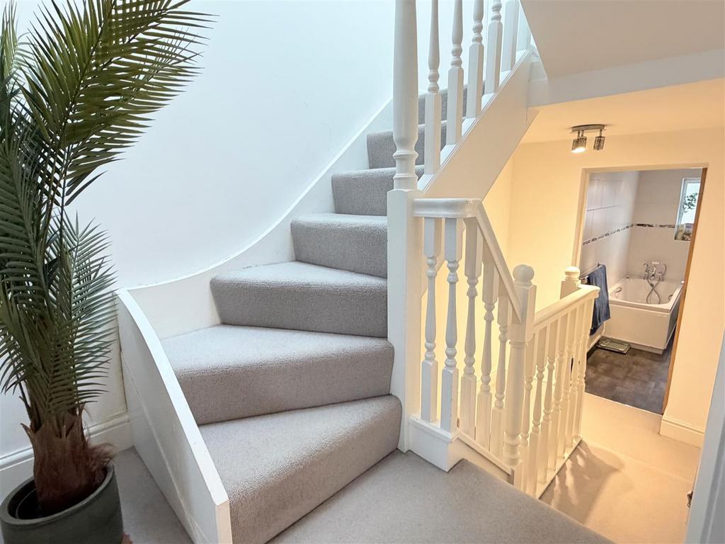 First floor landing