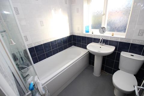 3 bedroom terraced house for sale, Malden Way, New Malden KT3