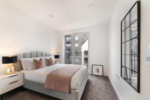 2 bedroom duplex for sale, Hampden House, Orchard Place, London, E14