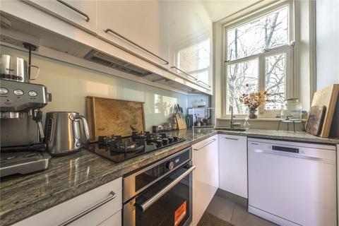 1 bedroom flat to rent, Ladbroke Gardens, London W11