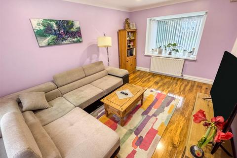 undefined, Poplar Road, Corby NN17
