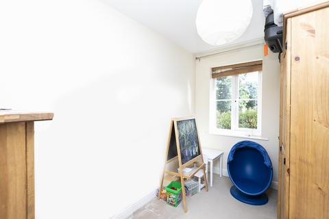 undefined, College Close, Essex IG10