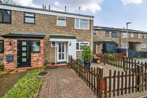 Elizabeth Close, Bracknell, Berkshire
